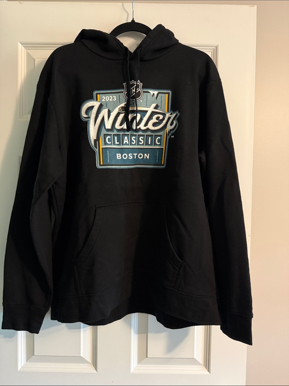 Fanatics Black 2023 Winter Classic Boston Pullover Hoodie